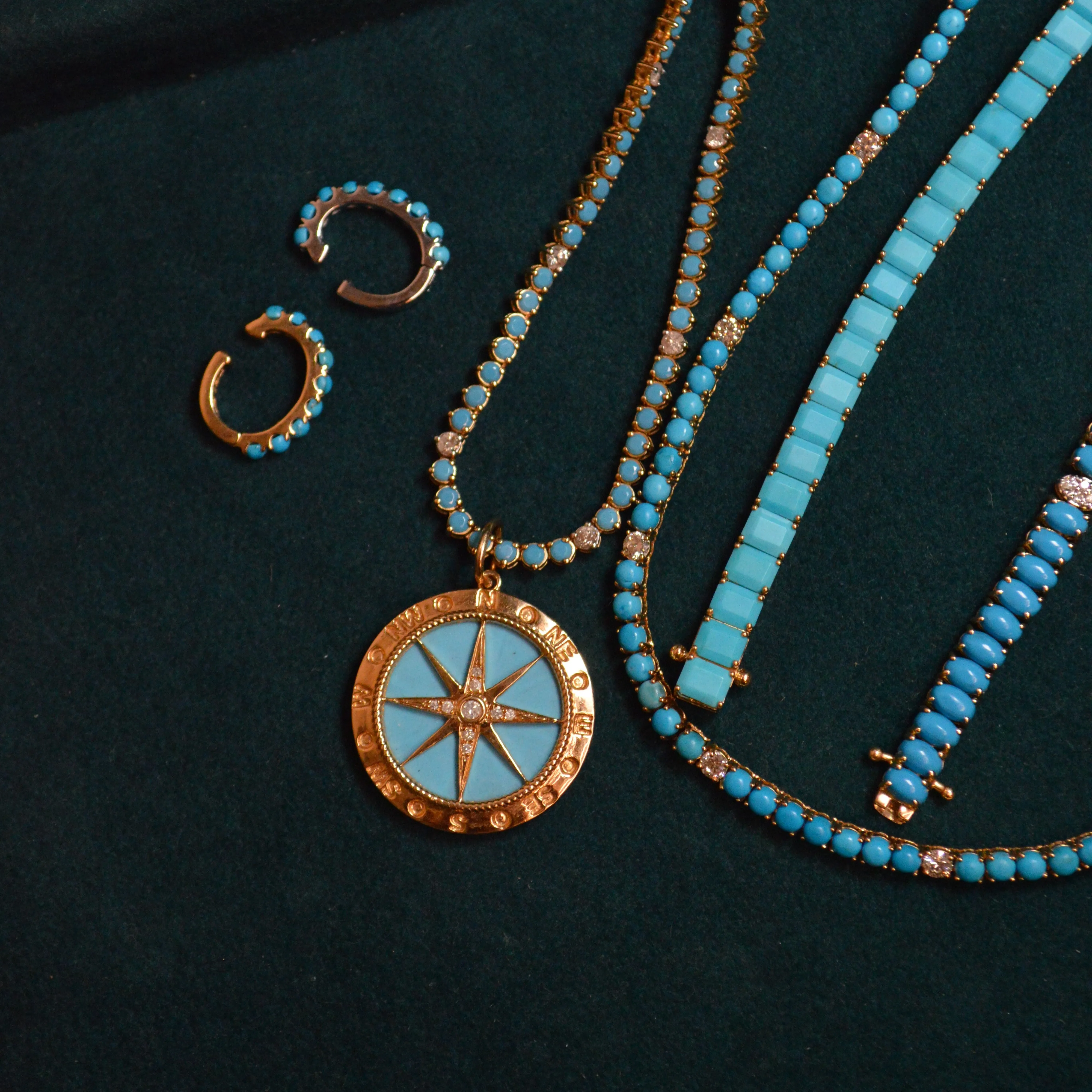 12.07ct Turquoise Diamond 18K Gold Tennis Necklace
