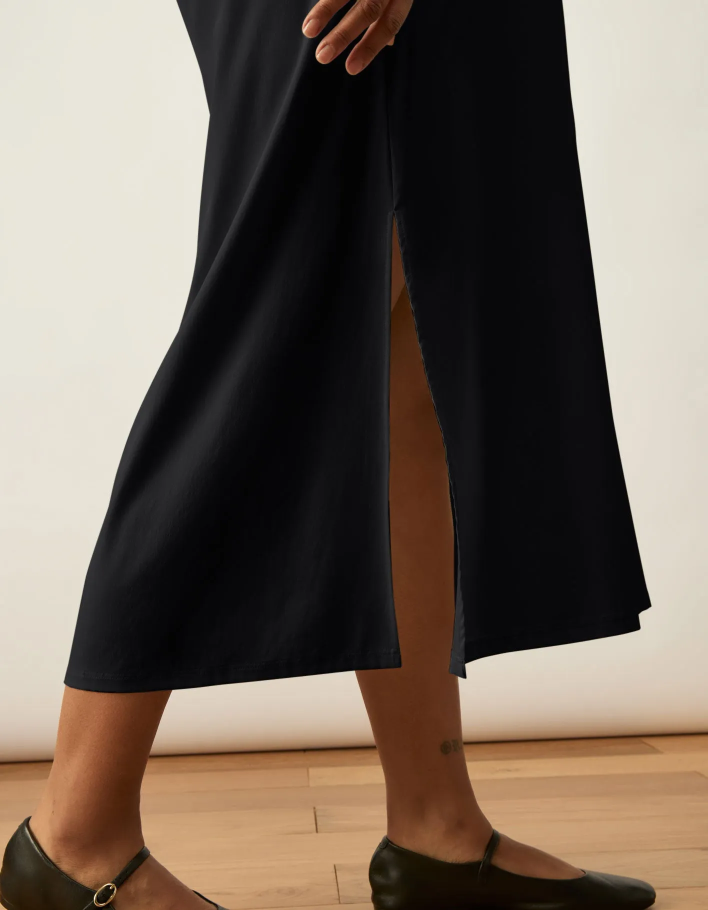 Sure! Here’s an optimized title for the Anywhere Maxi Shirt Dress that includes modifiers to enhance its appeal:

Versatile Every-Season Maxi Shirt Dress – Effortless Style for Any Occasion