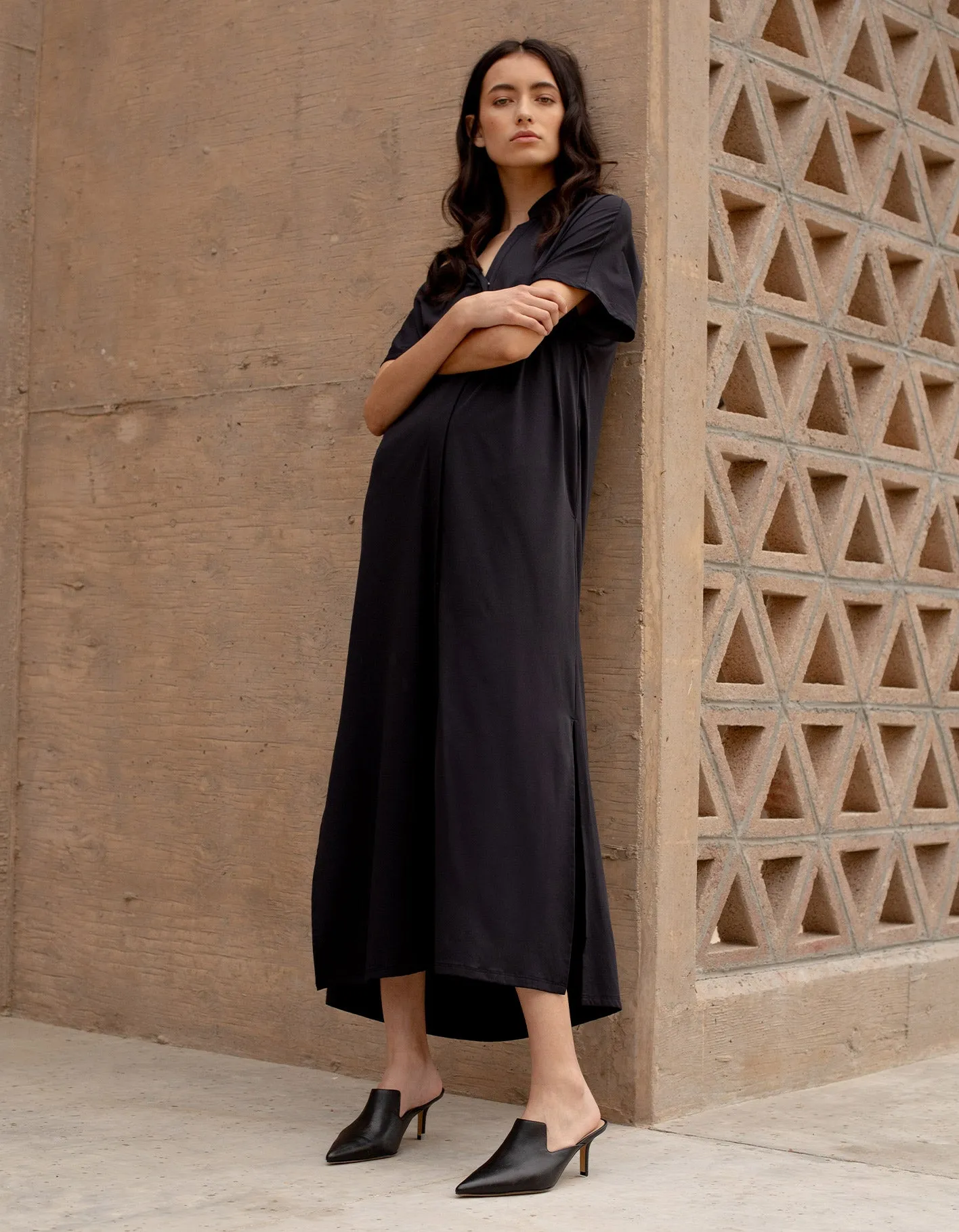 Sure! Here’s an optimized title for the Anywhere Maxi Shirt Dress that includes modifiers to enhance its appeal:

Versatile Every-Season Maxi Shirt Dress – Effortless Style for Any Occasion