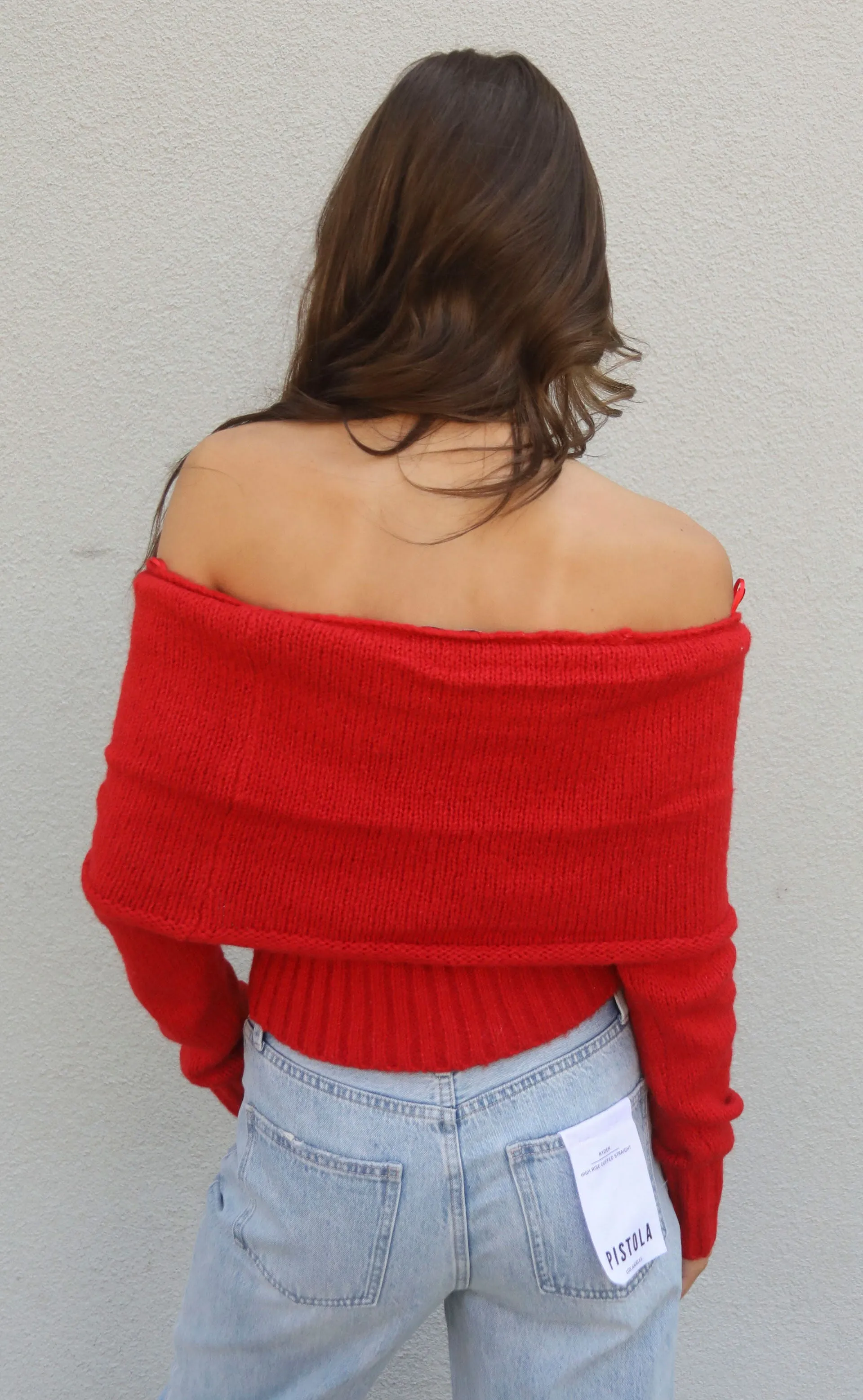 fuzzy feelings sweater - red