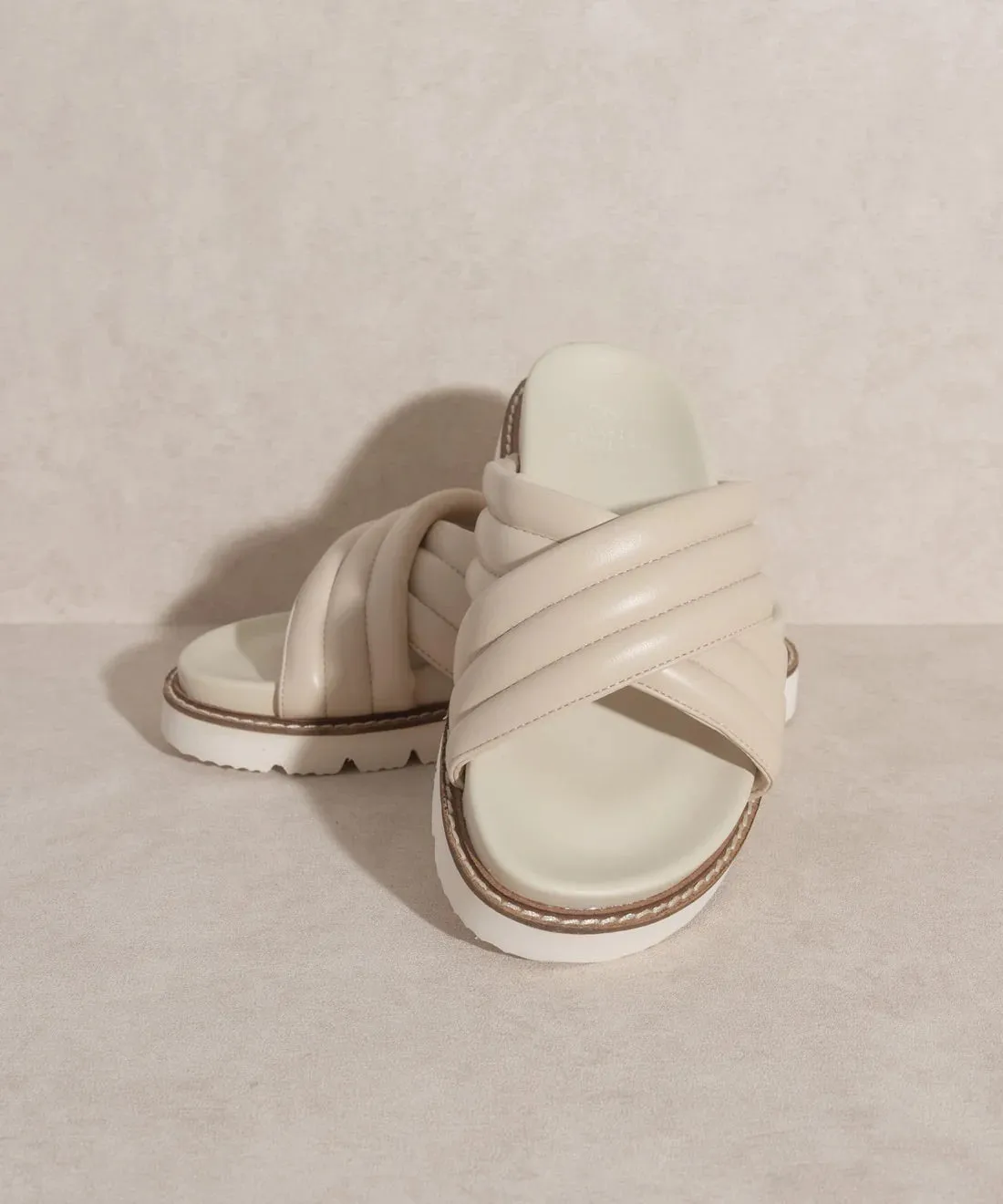 Grace Puff Strap Slide