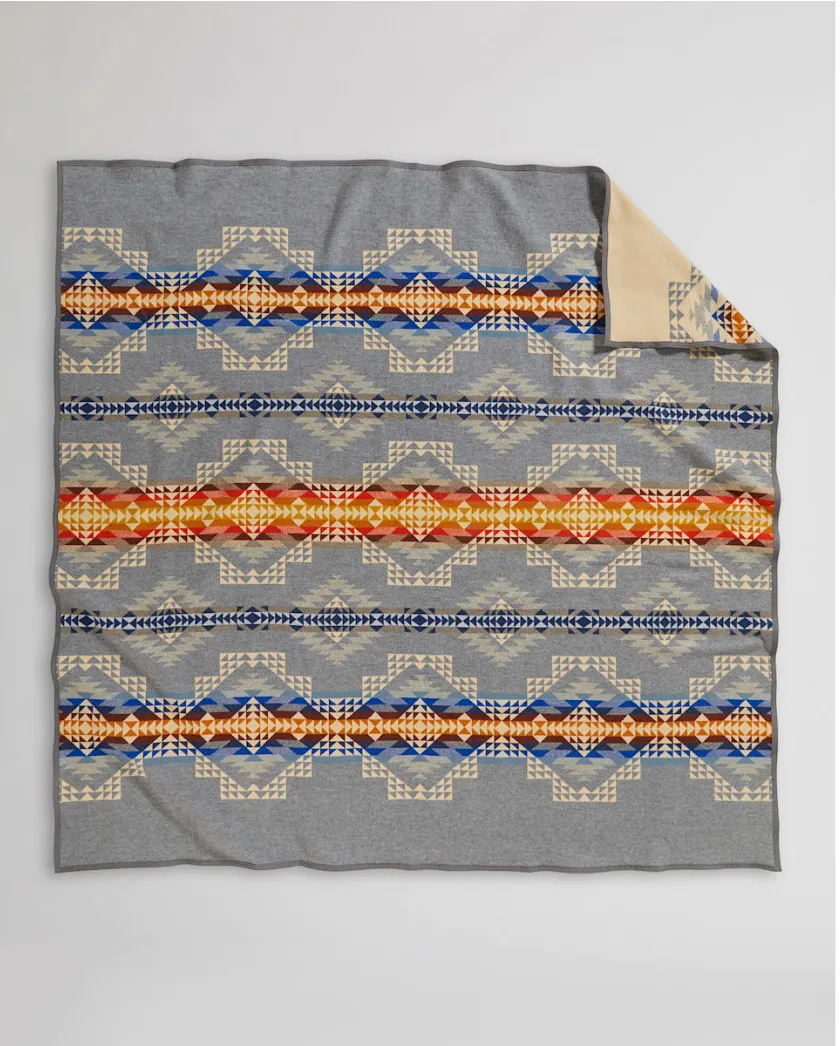 Jacquard Unnapped Blanket<br>Smith Rock