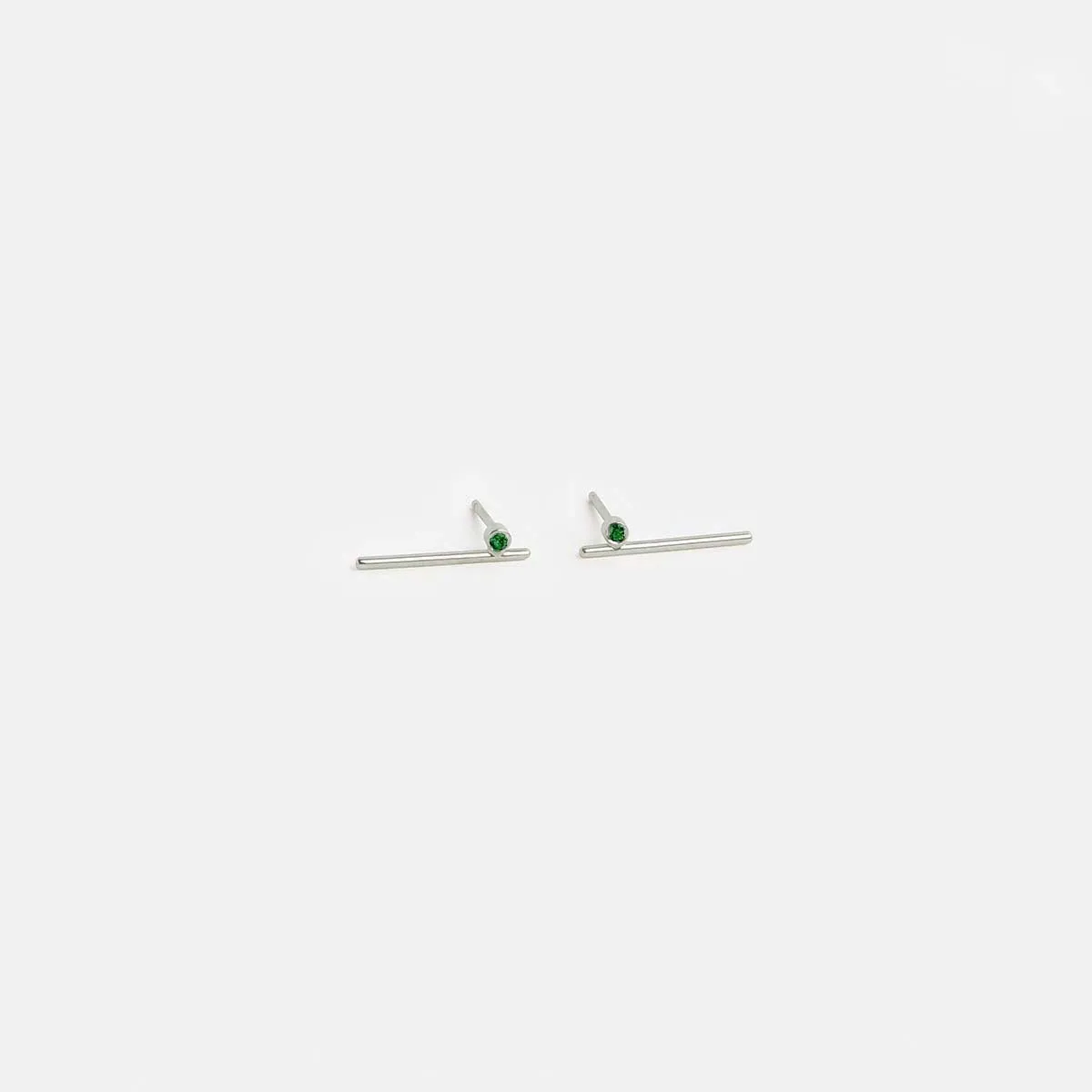 Livi Medium Studs