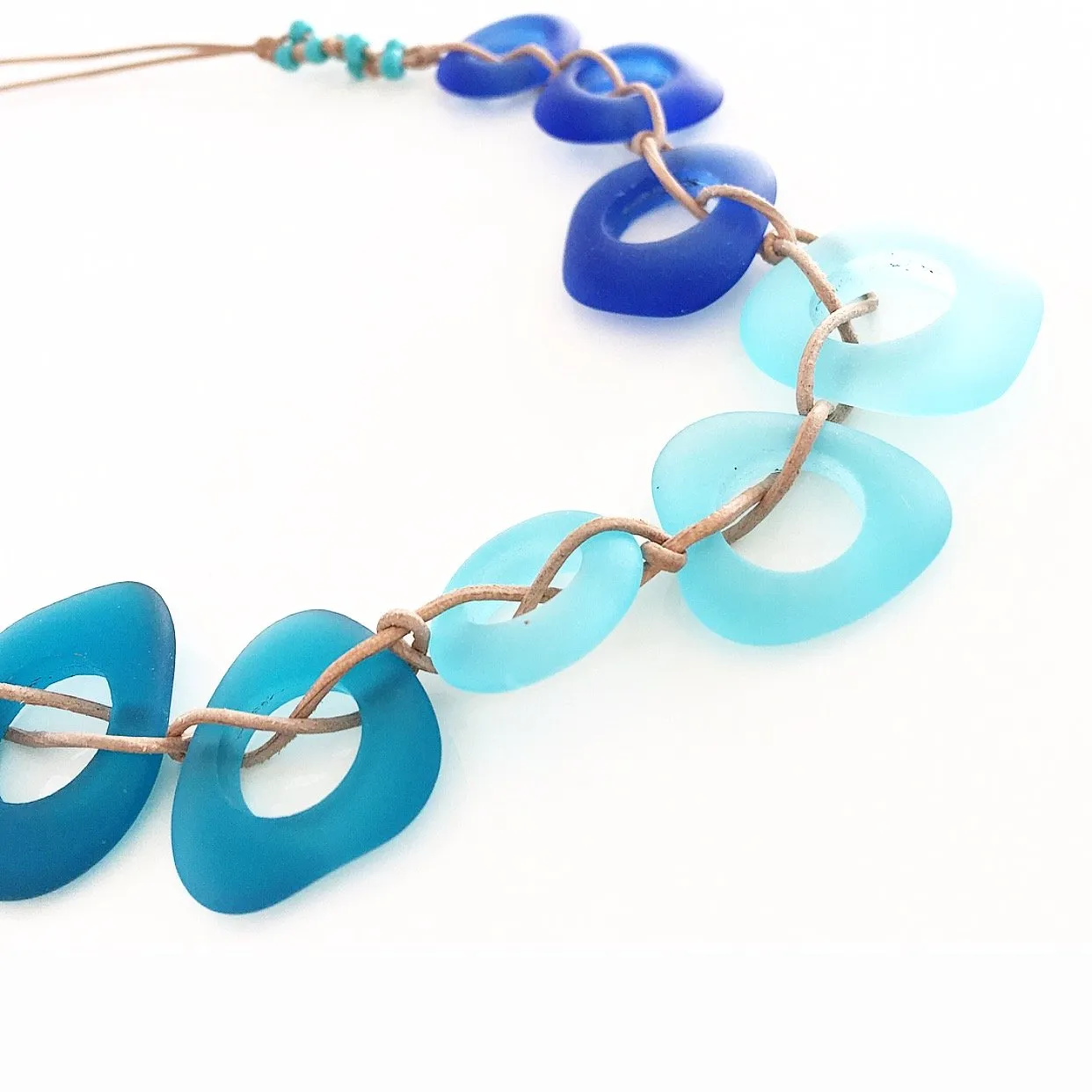 "Tidal Pool" Necklace (Aqua)