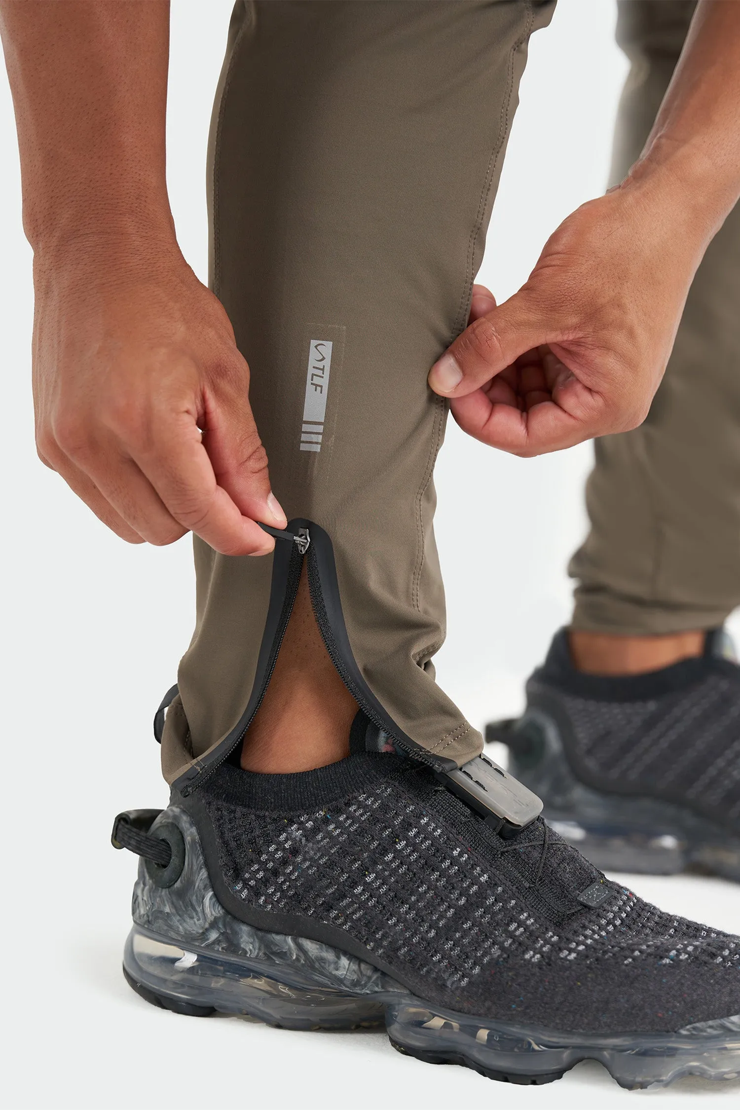 Surge Infi-Dry Training Joggers