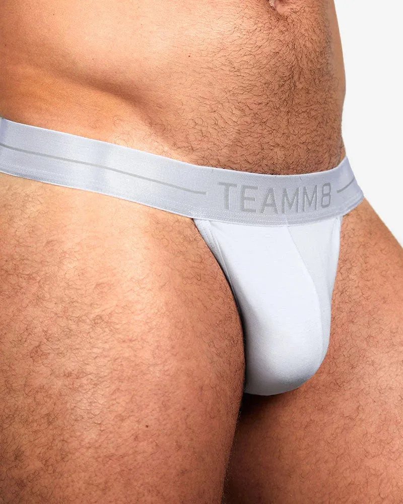 Teamm8 Icon thong modal white