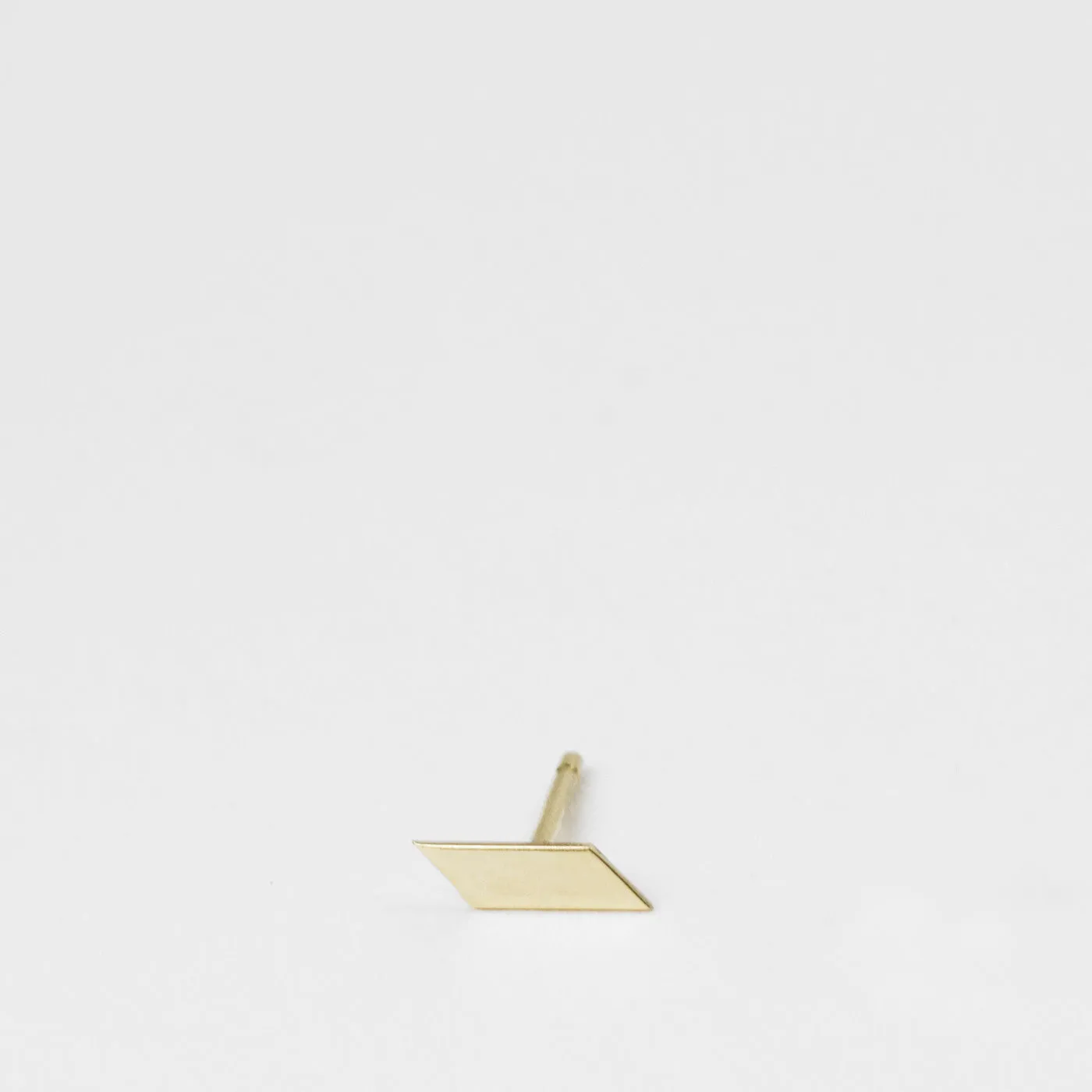 Tiva Studs