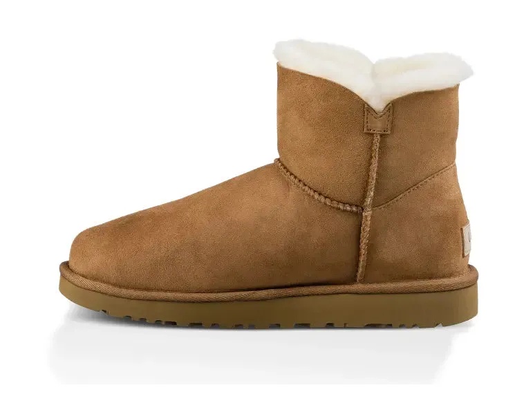 Women’s UGG Mini Bailey Button II – Cozy Sheepskin Boot with Versatile Style